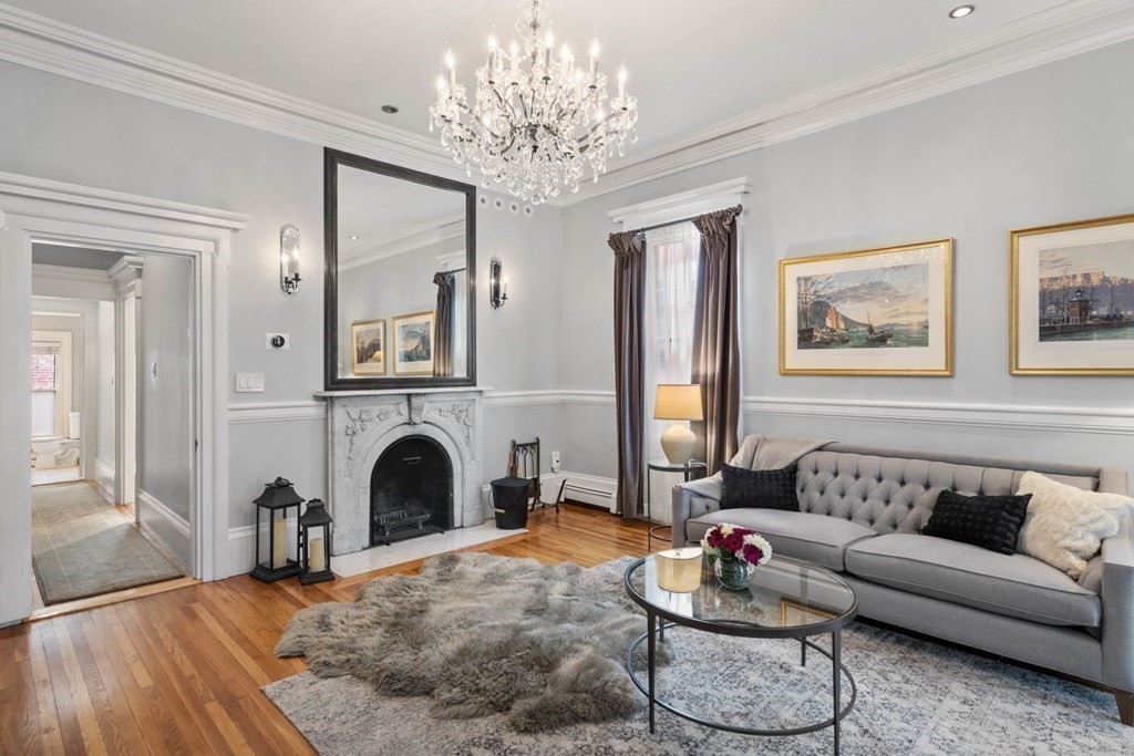 2 Laurel Street Boston, MA 02129 - Photo 3 of 30