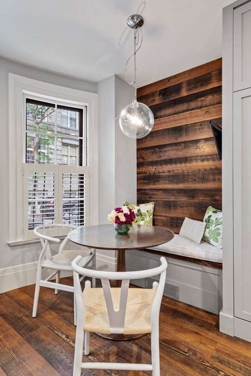 2 Laurel Street Boston, MA 02129 - Photo 7 of 30