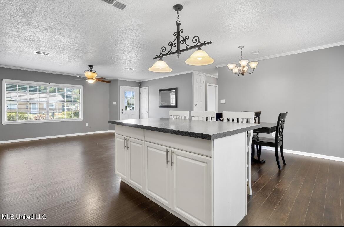 11390 Ruth Court Biloxi, MS 39532 - Photo 10 of 27 IMG_4413