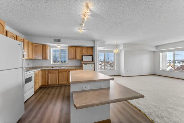 $68,178 | 2155 6th Lane Southeast, Unit 208, Cambridge, MN 55008