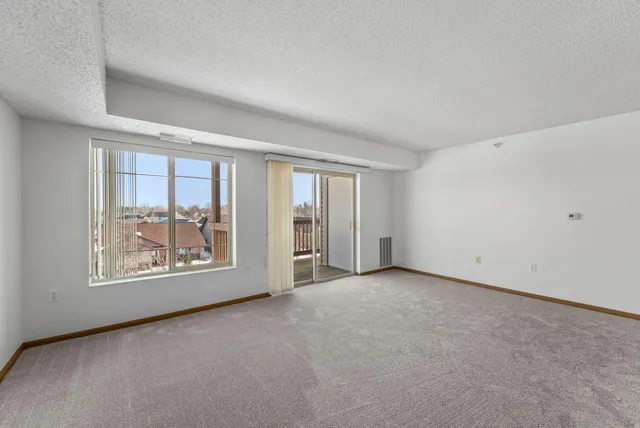 $68,178 | 2155 6th Lane Southeast, Unit 208, Cambridge, MN 55008