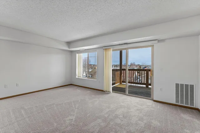 $68,178 | 2155 6th Lane Southeast, Unit 208, Cambridge, MN 55008