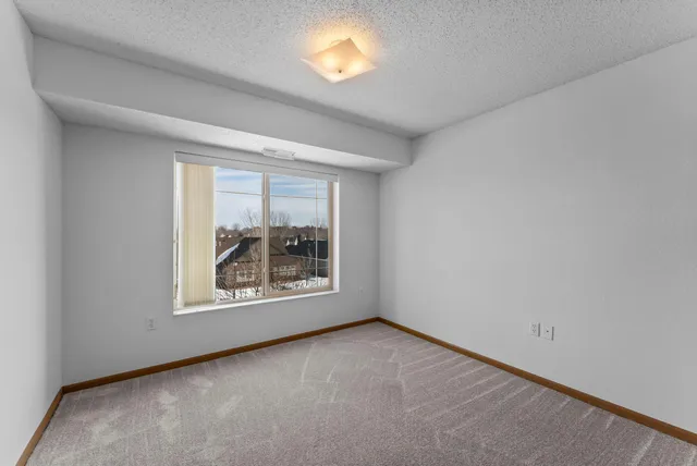 $68,178 | 2155 6th Lane Southeast, Unit 208, Cambridge, MN 55008