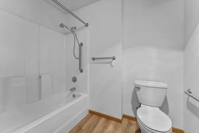 $68,178 | 2155 6th Lane Southeast, Unit 208, Cambridge, MN 55008