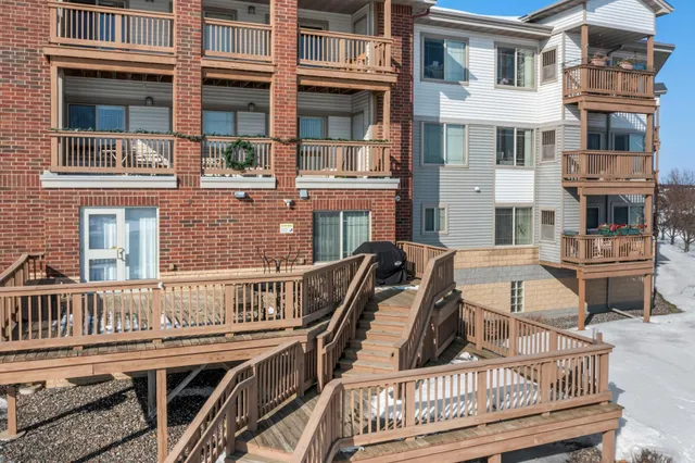 $68,178 | 2155 6th Lane Southeast, Unit 208, Cambridge, MN 55008