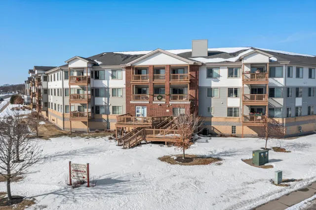 $68,178 | 2155 6th Lane Southeast, Unit 208, Cambridge, MN 55008