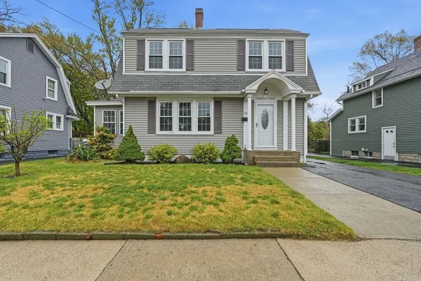 $300,000 | 77 Dorset Street, Springfield, MA 01108