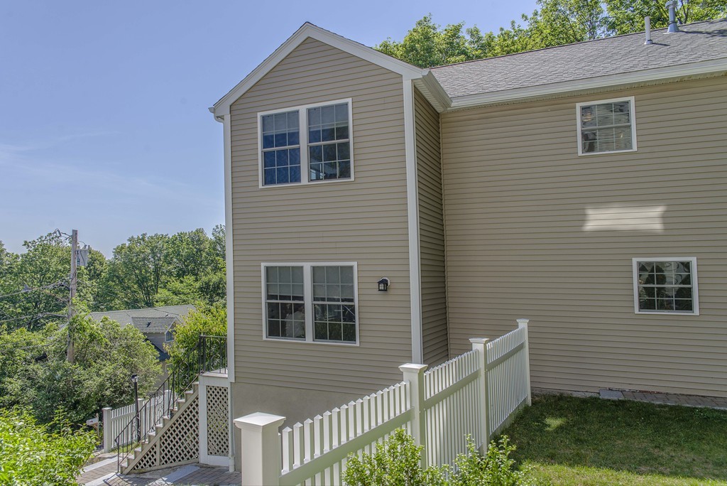 15 Clelland Road Lexington, MA 02421 - Photo 20 of 24 Gallery Image 20