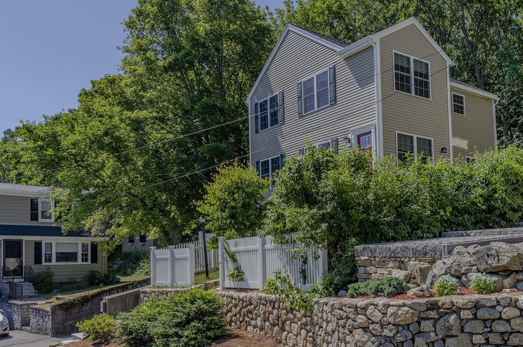 15 Clelland Road Lexington, MA 02421 - Photo 2 of 24 Gallery Image 2