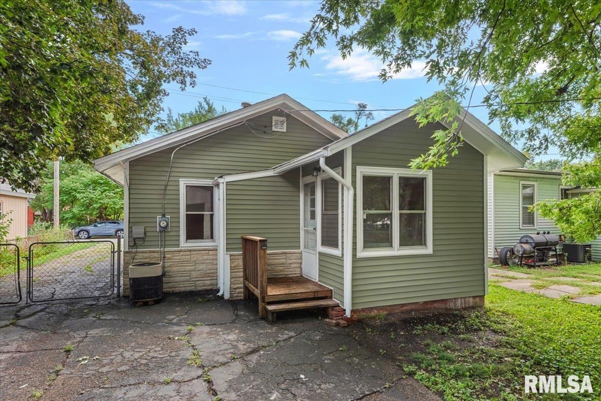 209 Yates Avenue Springfield, IL 62702 - Photo 25 of 28 Gallery Image 25