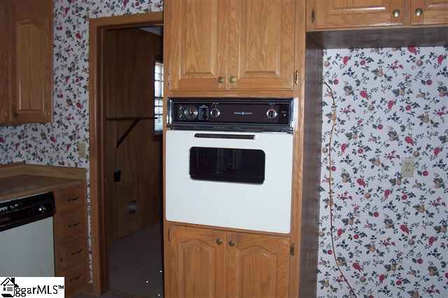 830 Butler Springs Road Greenville, SC 29615 - Photo 10 of 24 Gallery Image 10