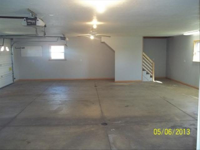 7917 Blue Bush Road Maybee, MI 48159 - Photo 6 of 8 20355082-5.JPG