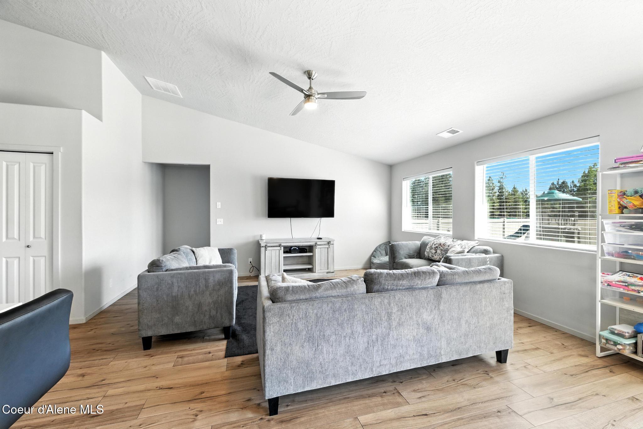 6286 Dayton Avenue Rathdrum, ID 83858 - Photo 10 of 23 IMG_0192_with_fire