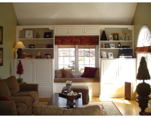 183 Stearns Road Marlborough, MA 01752 - Photo 11 of 27 Gallery Image 11