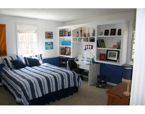 183 Stearns Road Marlborough, MA 01752 - Photo 15 of 27 Gallery Image 15