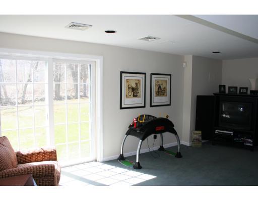 183 Stearns Road Marlborough, MA 01752 - Photo 20 of 27 Gallery Image 20