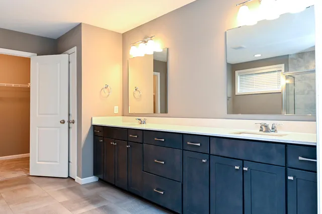 $905,000 | 16796 54th Place North, Plymouth, MN 55446