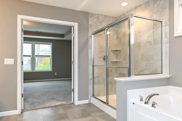 $905,000 | 16796 54th Place North, Plymouth, MN 55446