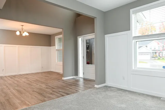 $905,000 | 16796 54th Place North, Plymouth, MN 55446