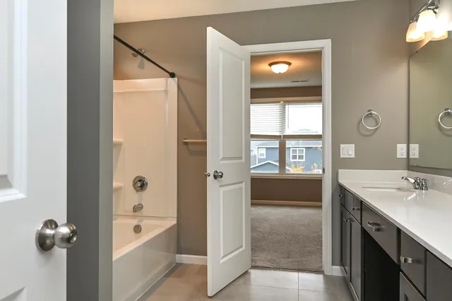 $905,000 | 16796 54th Place North, Plymouth, MN 55446