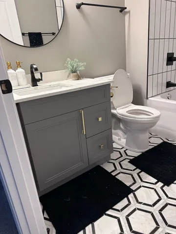 $905,000 | 16796 54th Place North, Plymouth, MN 55446