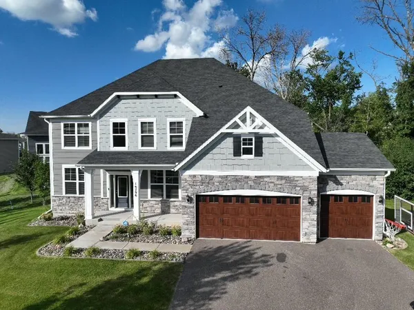 $899,000 | 16796 54th Place North, Plymouth, MN 55446