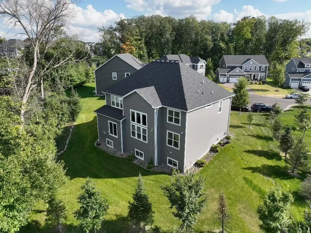 $905,000 | 16796 54th Place North, Plymouth, MN 55446