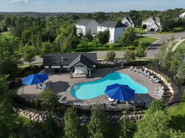 $905,000 | 16796 54th Place North, Plymouth, MN 55446