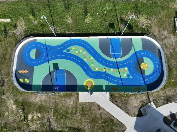 $899,000 | 16796 54th Place North, Plymouth, MN 55446