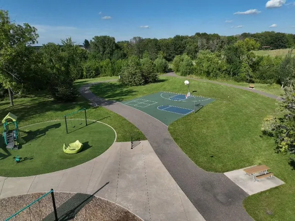 $899,000 | 16796 54th Place North, Plymouth, MN 55446