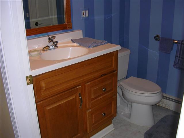 32070 South River Road Harrison Township, MI 48045 - Photo 17 of 25 31055022-16.JPG