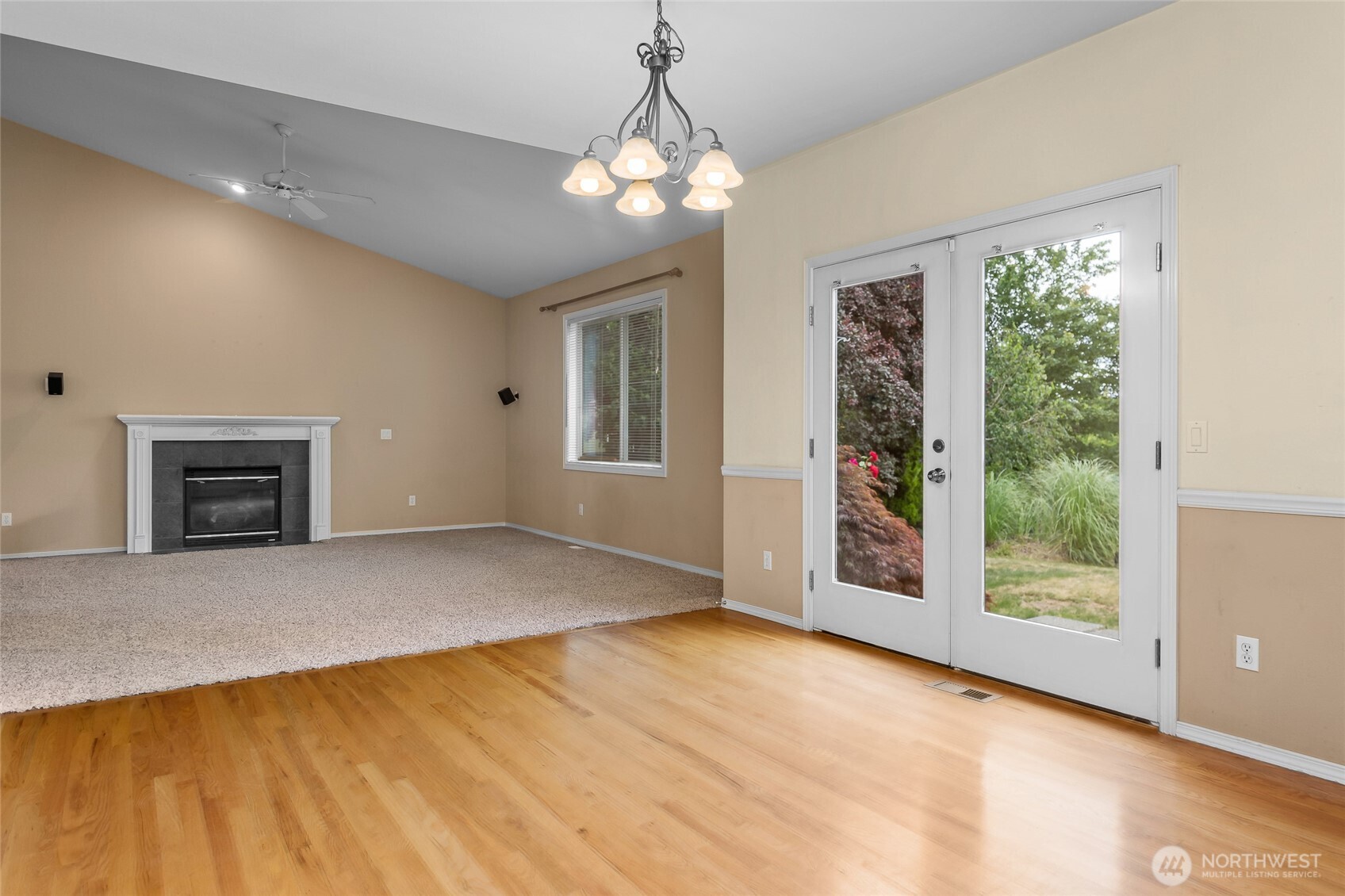 21017 Springhaven Way East Bonney Lake, WA 98391 - Photo 13 of 40