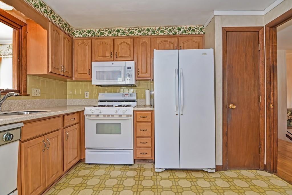 16 Tamarack Road Natick, MA 01760 - Photo 15 of 36 Gallery Image 15