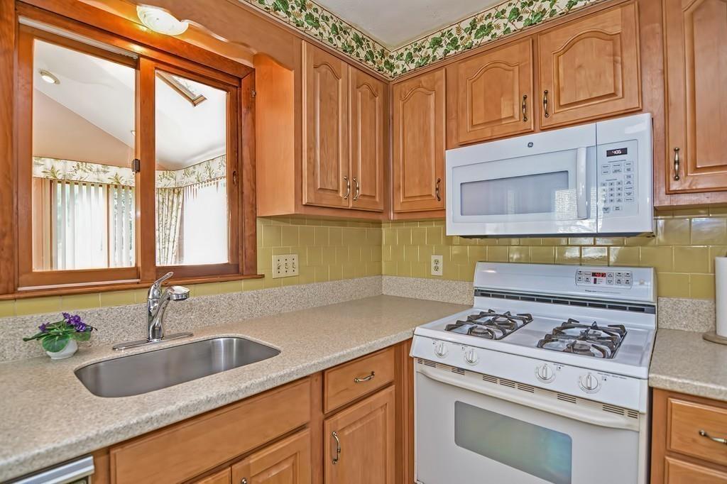 16 Tamarack Road Natick, MA 01760 - Photo 17 of 36 Gallery Image 17