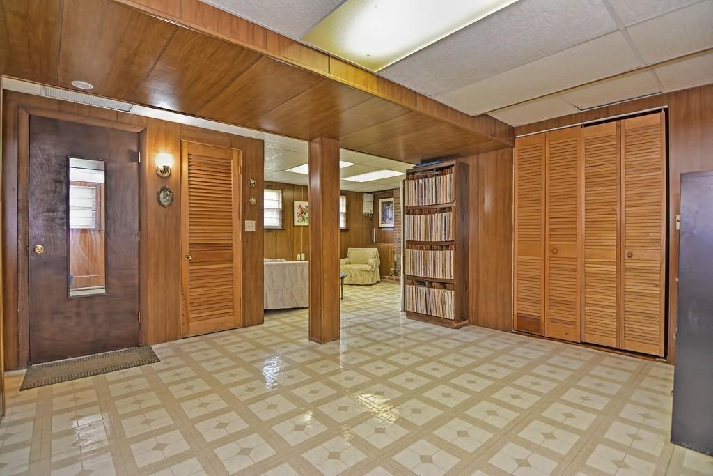 16 Tamarack Road Natick, MA 01760 - Photo 32 of 36 Gallery Image 32
