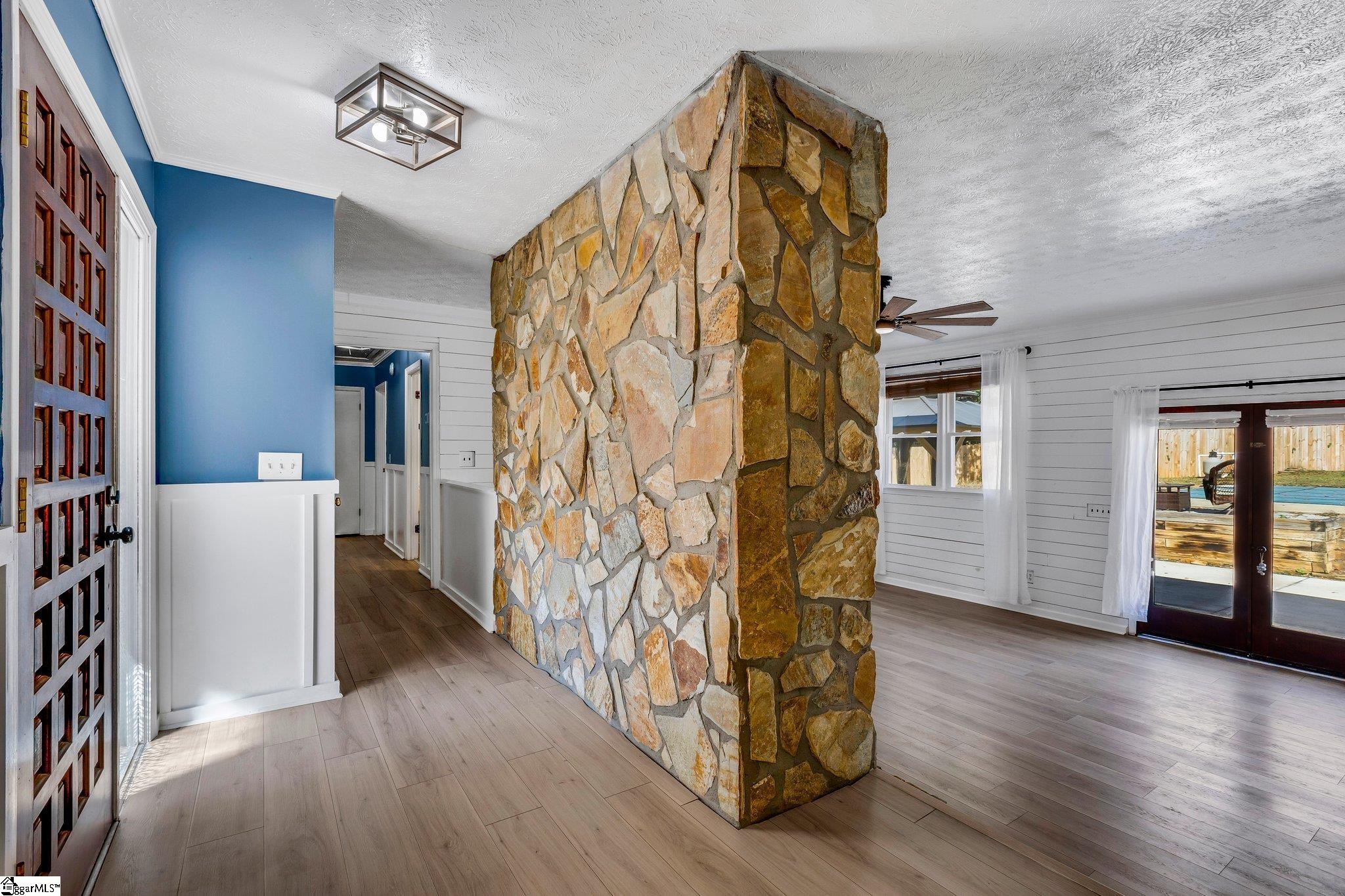 304 Huntington Road Easley, SC 29642 - Photo 4 of 50 Gallery Image 4