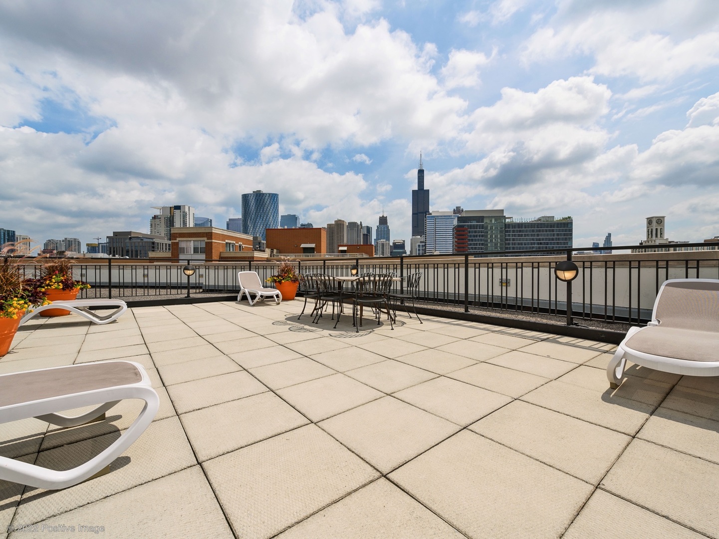 1000 West Adams Street, Unit 613 Chicago, IL 60607 - Photo 25 of 26 a view of terrace with seating space