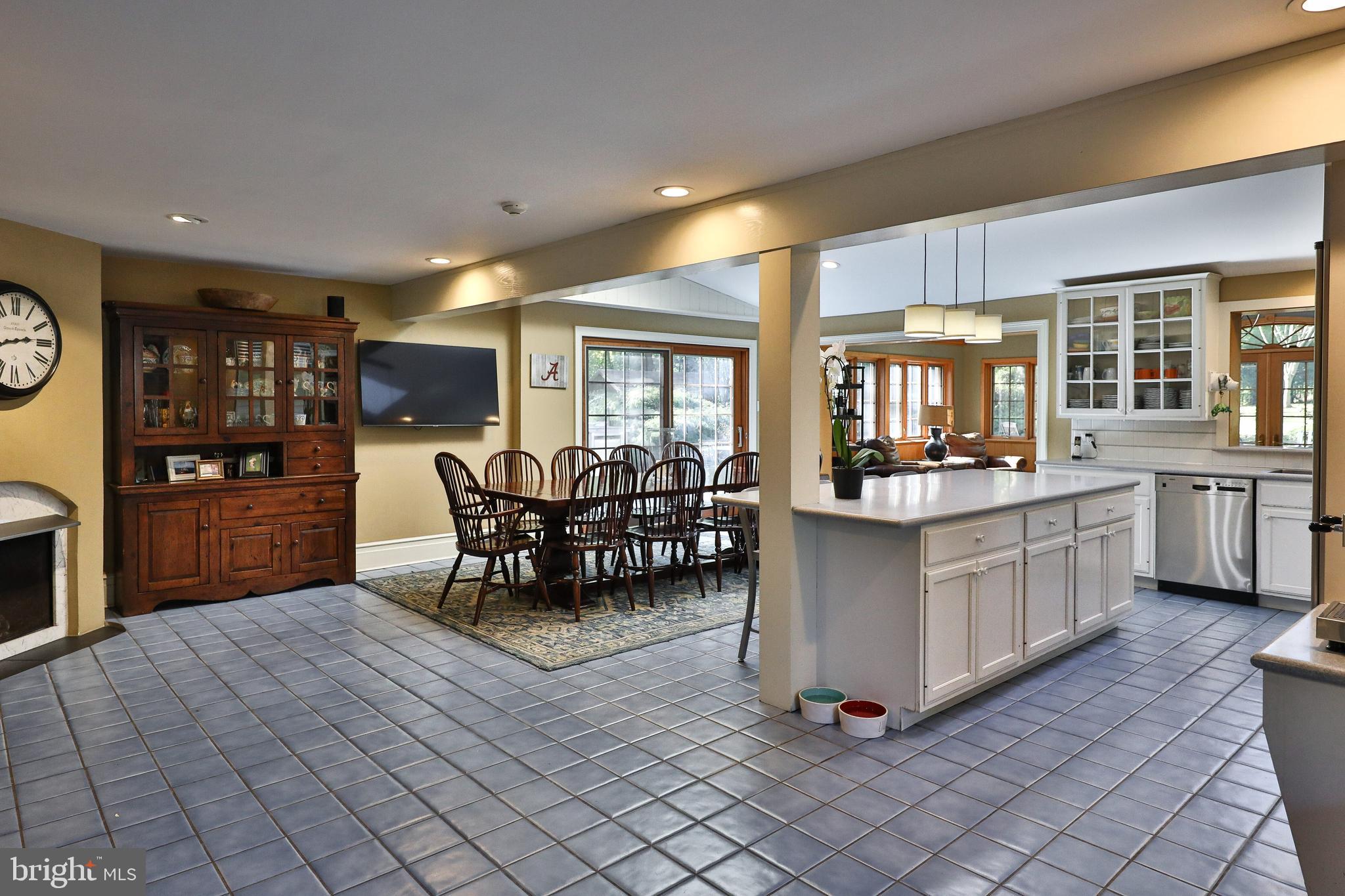 3010 Oakridge Farm Road Huntingdon Valley, PA 19006 - Photo 12 of 48 Kitchen
