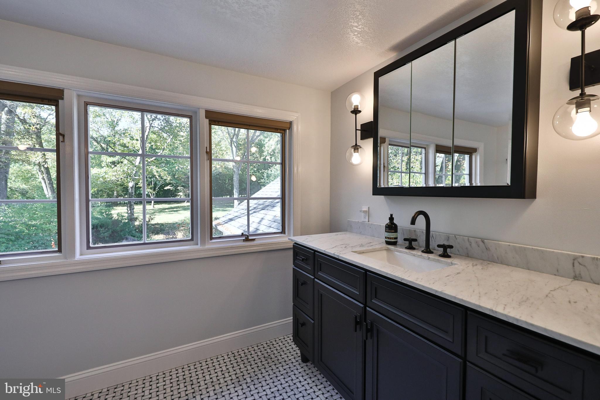 3010 Oakridge Farm Road Huntingdon Valley, PA 19006 - Photo 32 of 48 Bathroom 3
