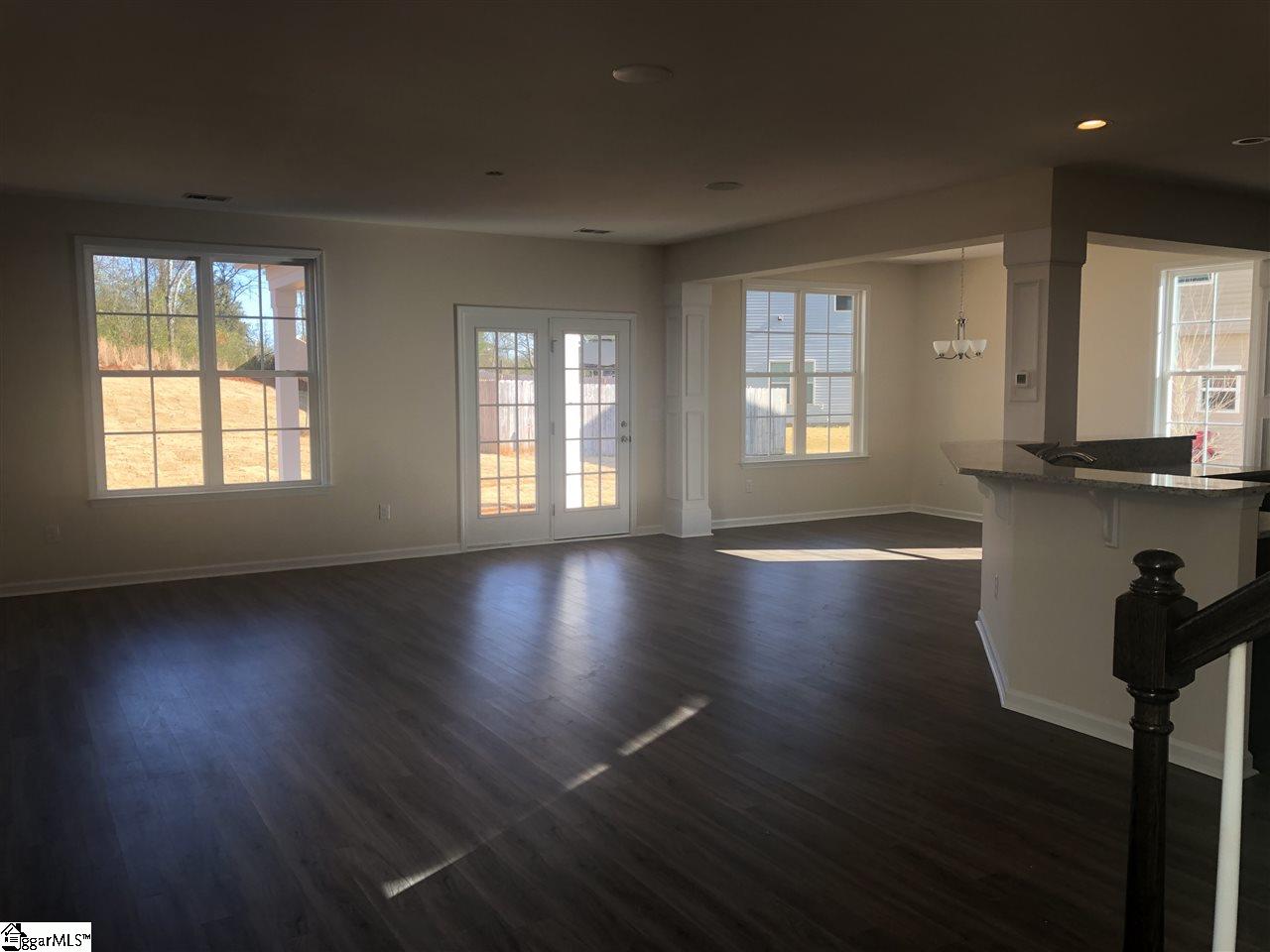 708 Hayden Lane Inman, SC 29349 - Photo 2 of 10