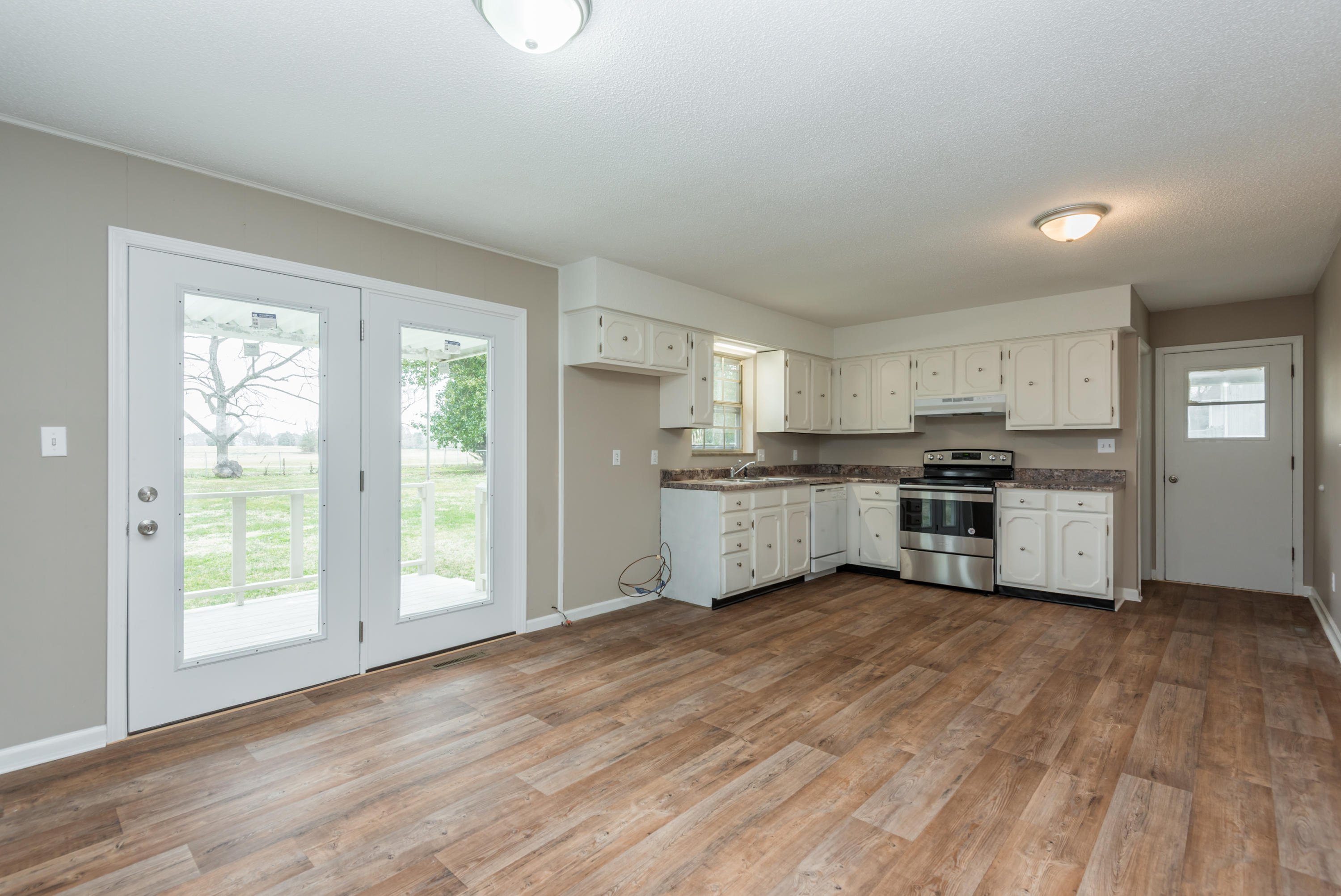 160 Brahman Road Kingston, TN 37763 - Photo 5 of 23 160BrahmanRd-10