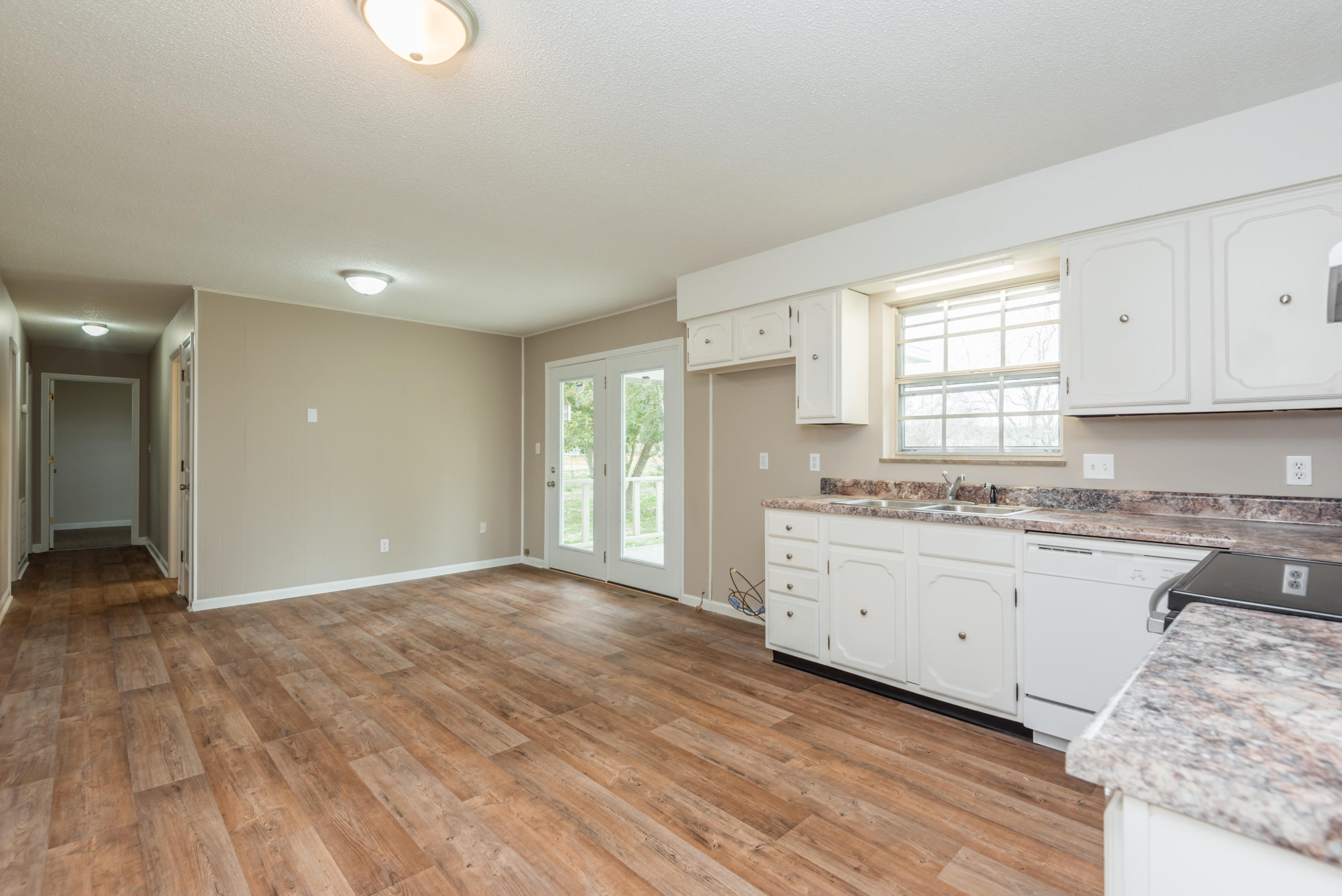 160 Brahman Road Kingston, TN 37763 - Photo 8 of 23 160BrahmanRd-6