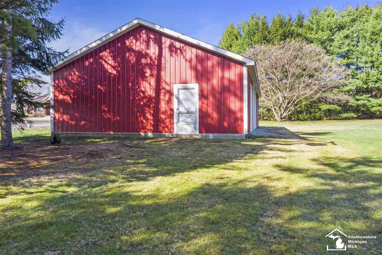 2111 Yensch Road Dundee, MI 48131 - Photo 3 of 27 Gallery Image 3