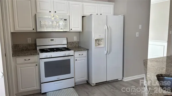 $1,900 | 12045 Evergreen Hollow Drive, Charlotte, NC 28269