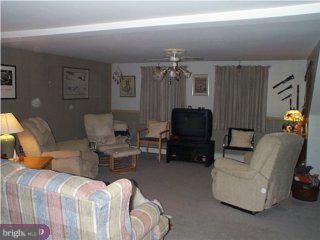 2890 Upper Ridge Road Pennsburg, PA 18073 - Photo 3 of 4