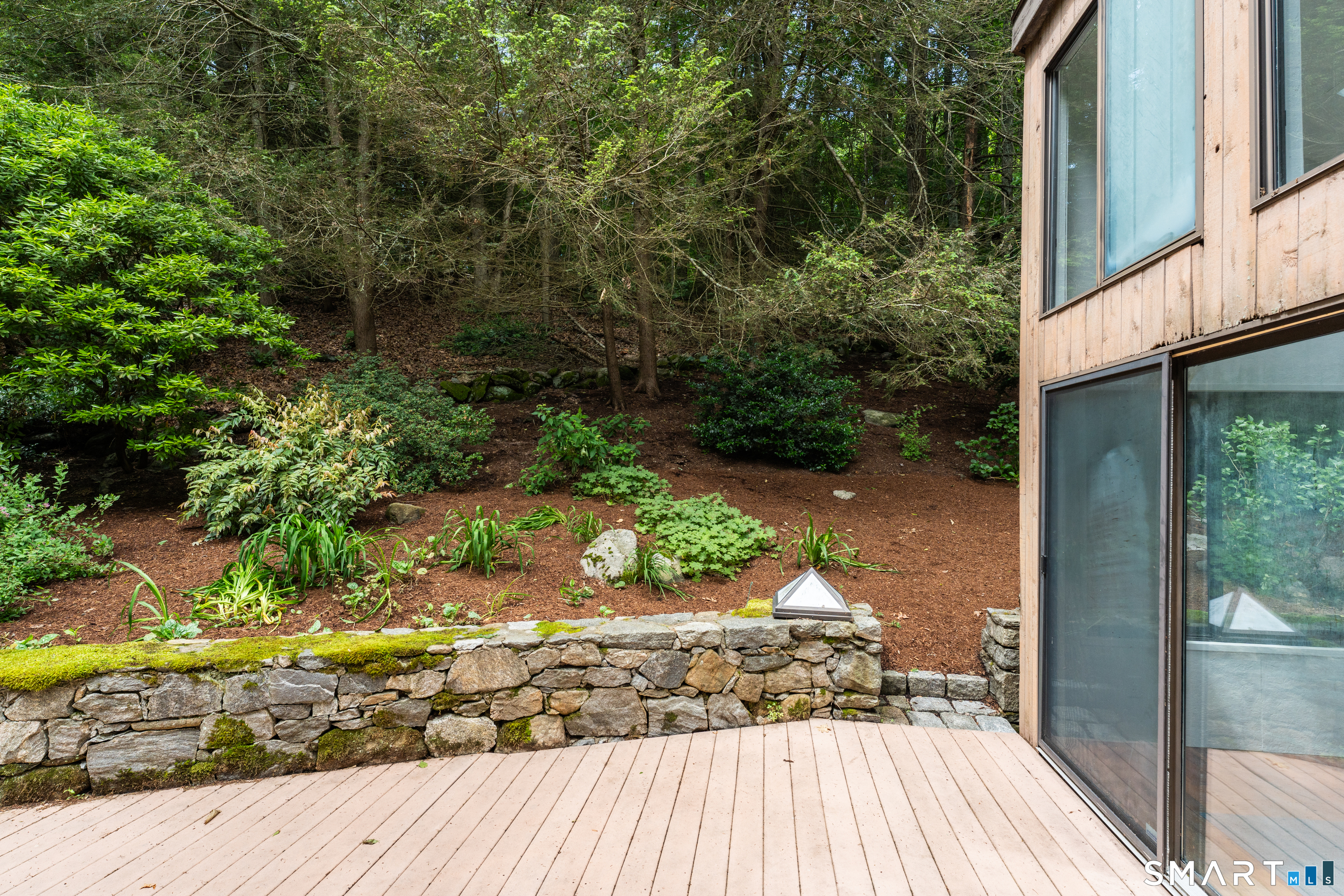 53 Summer Hill Road Madison, CT 06443 - Photo 14 of 21 Gallery Image 14