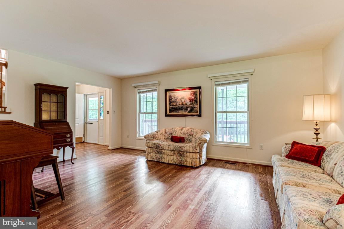 9416 Rogues Road Midland, VA 22728 - Photo 17 of 51 Gallery Image 17