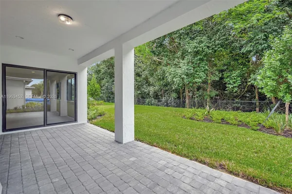 $1,849,000 | 10386 Southwest 57th Court, Cooper City, FL 33328
