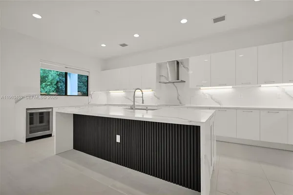 $1,849,000 | 10386 Southwest 57th Court, Cooper City, FL 33328