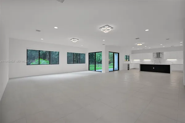 $1,849,000 | 10386 Southwest 57th Court, Cooper City, FL 33328